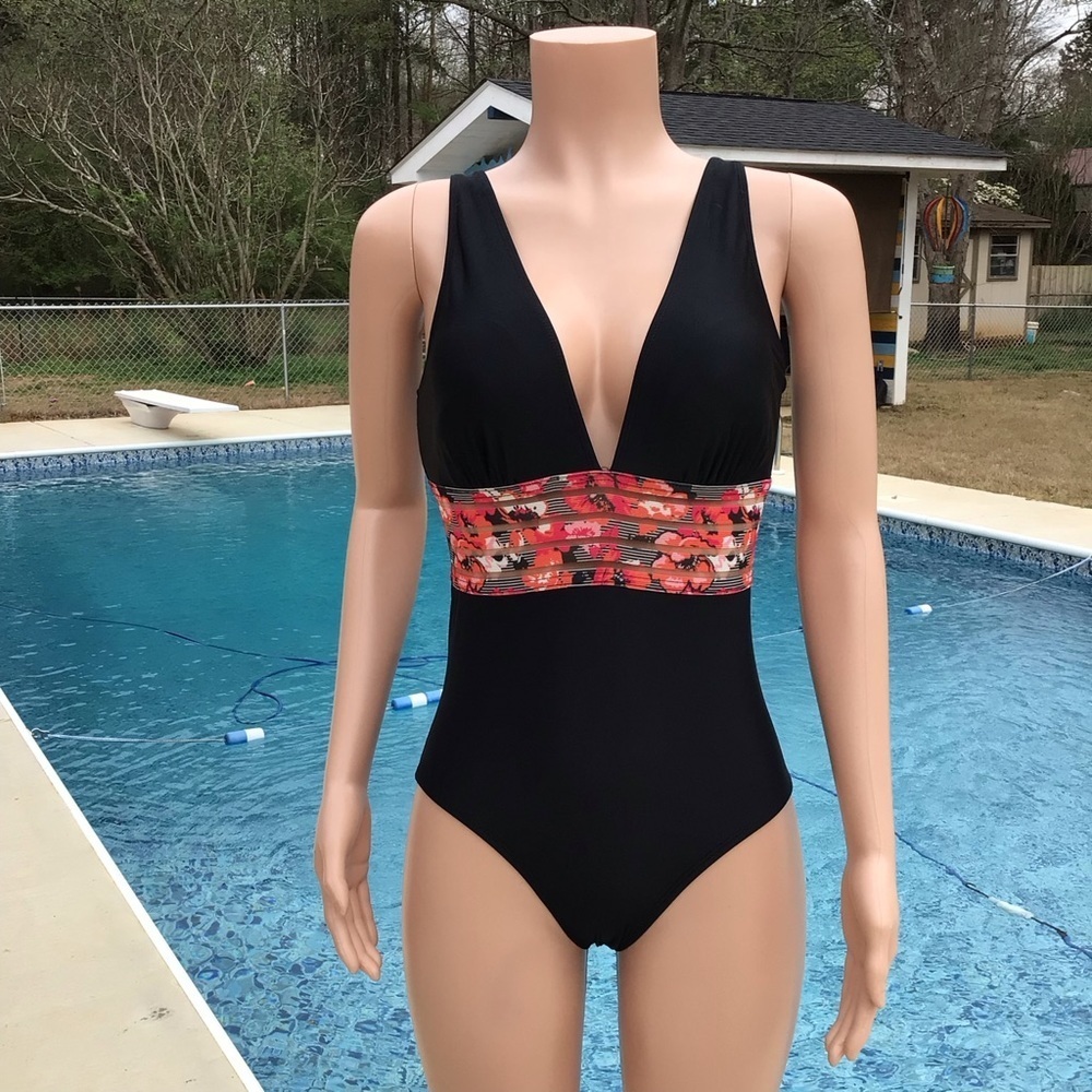 NWOT Time and Tru Womens Black Floral Mesh Band One Piece Swimsuit Medium 8-10